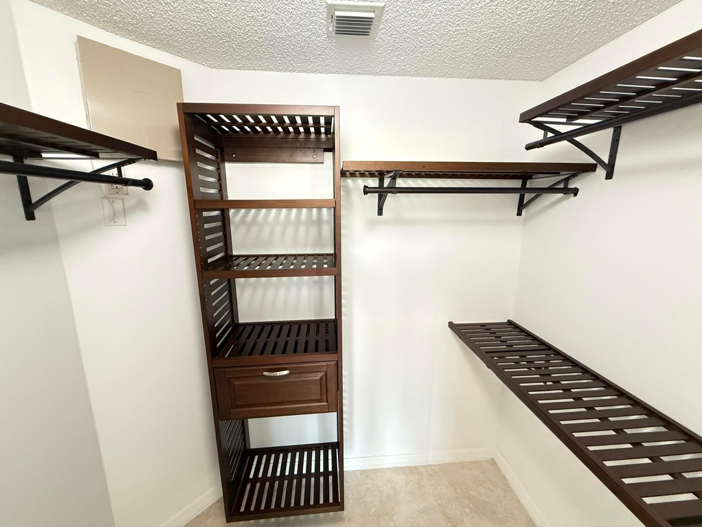 225 N Lakeshore Drive - Photo 25