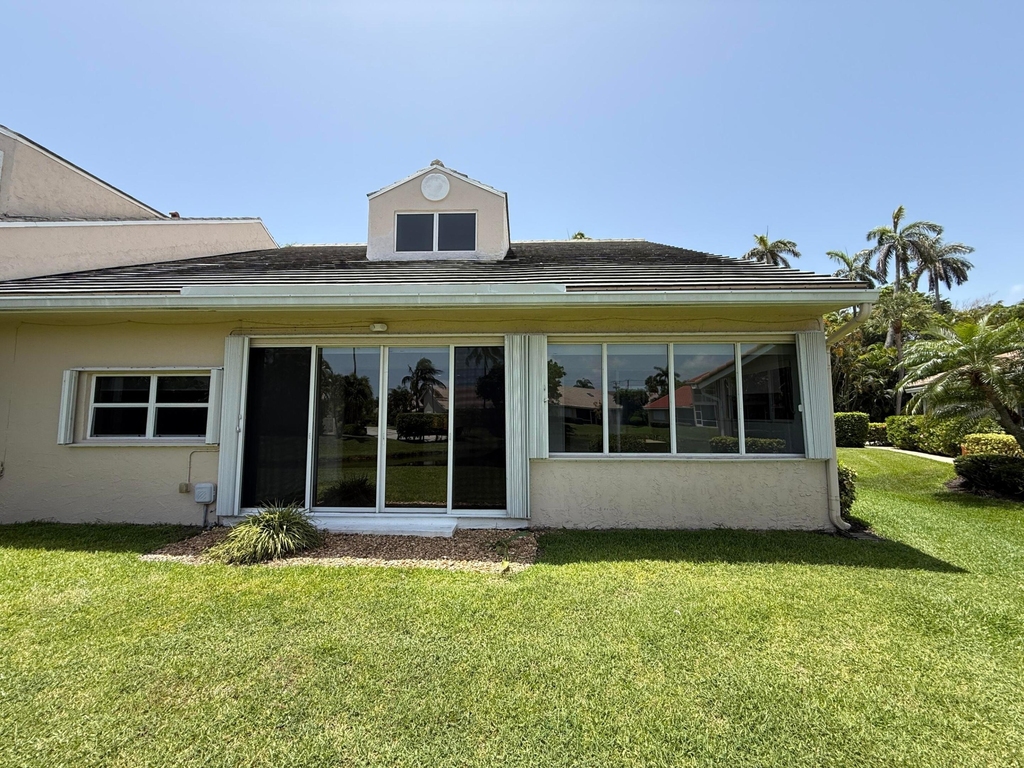 225 N Lakeshore Drive - Photo 54