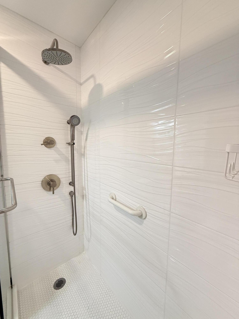 225 N Lakeshore Drive - Photo 44