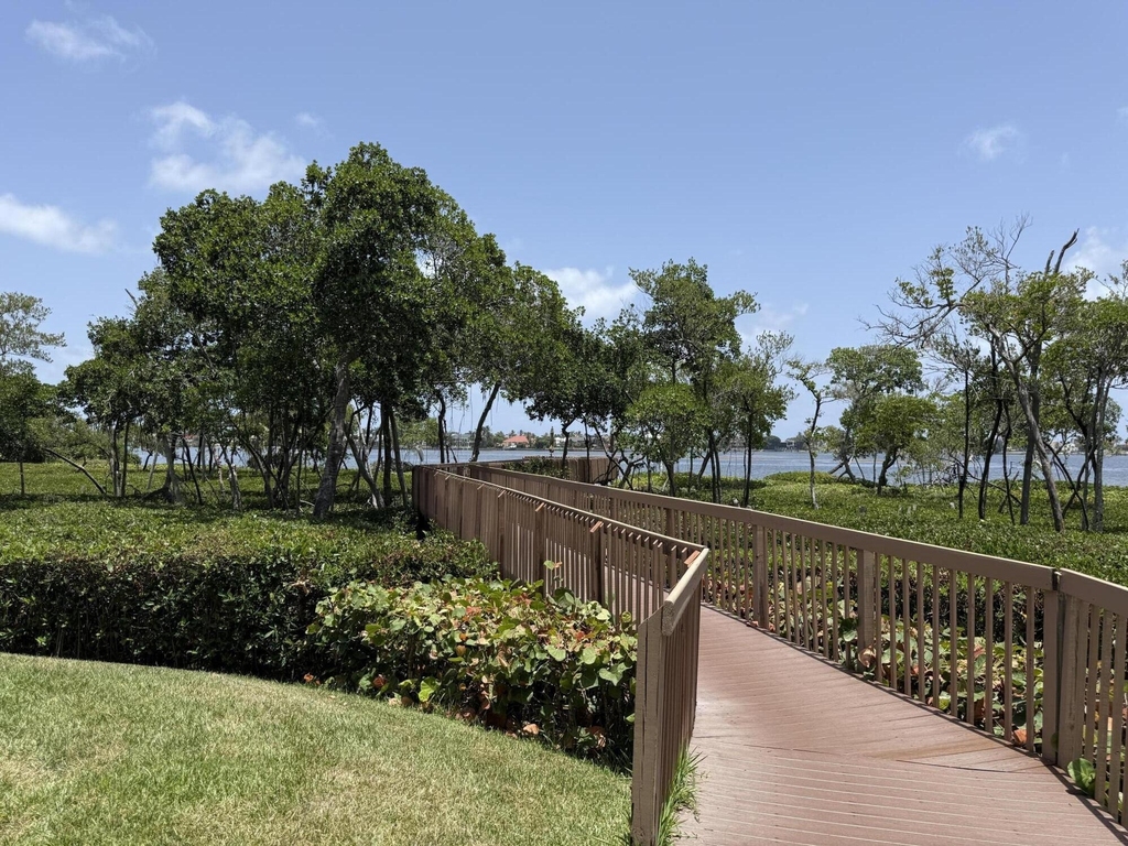225 N Lakeshore Drive - Photo 69