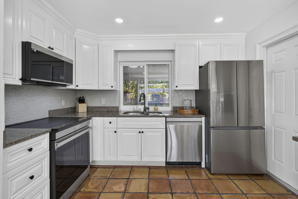 11760 Inverness Circle - Photo 1