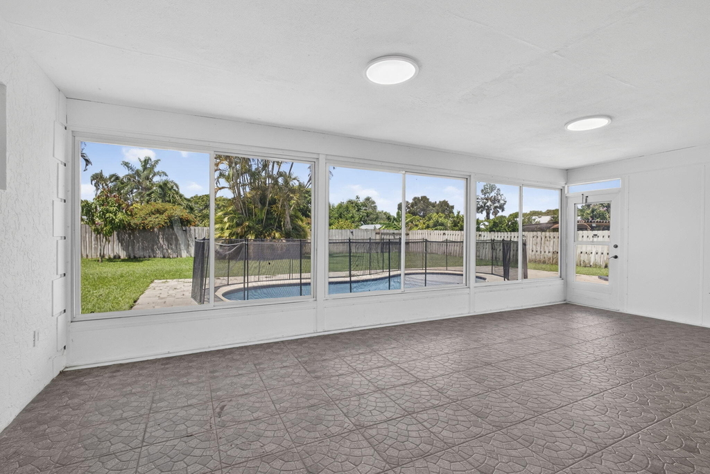11760 Inverness Circle - Photo 17