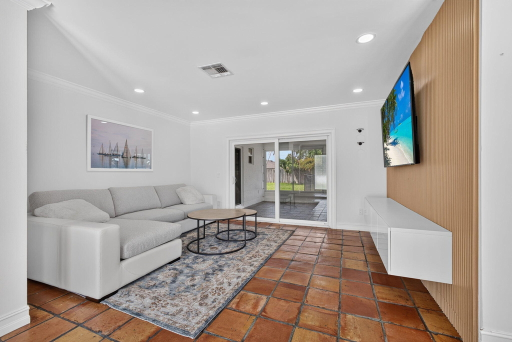11760 Inverness Circle - Photo 6