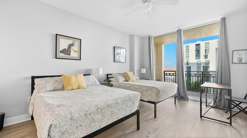 550 Okeechobee Boulevard - Photo 12