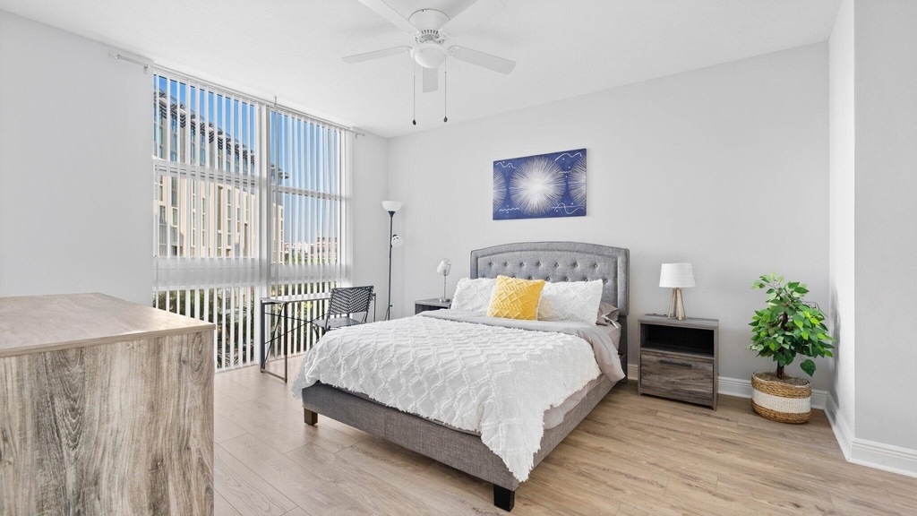 550 Okeechobee Boulevard - Photo 16