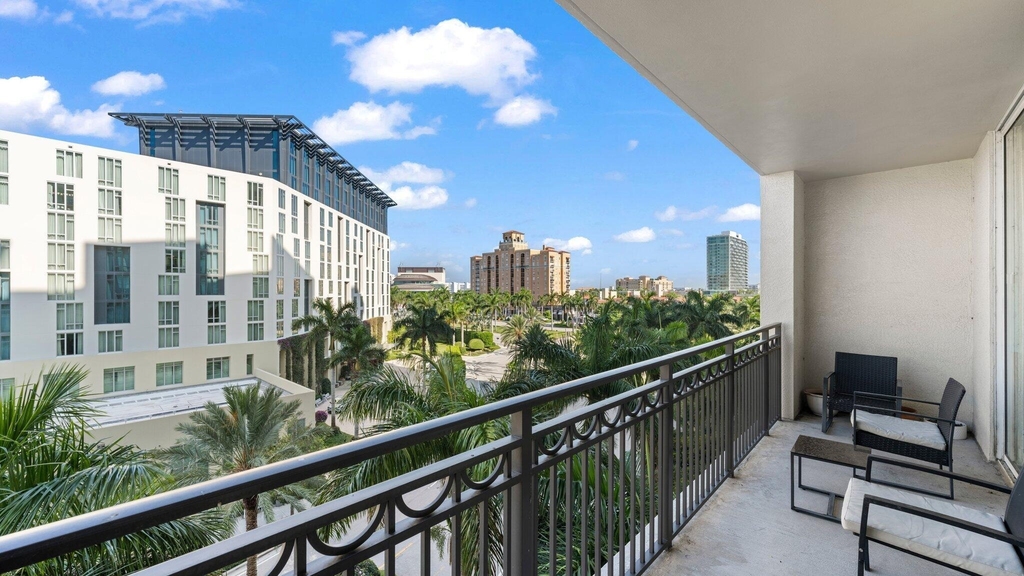 550 Okeechobee Boulevard - Photo 18