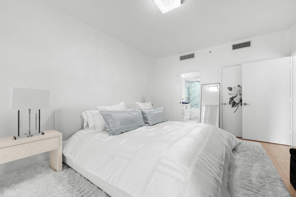550 Okeechobee Boulevard - Photo 14