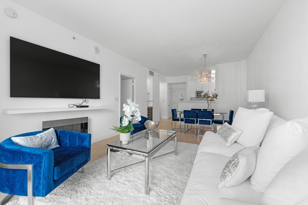 550 Okeechobee Boulevard - Photo 9
