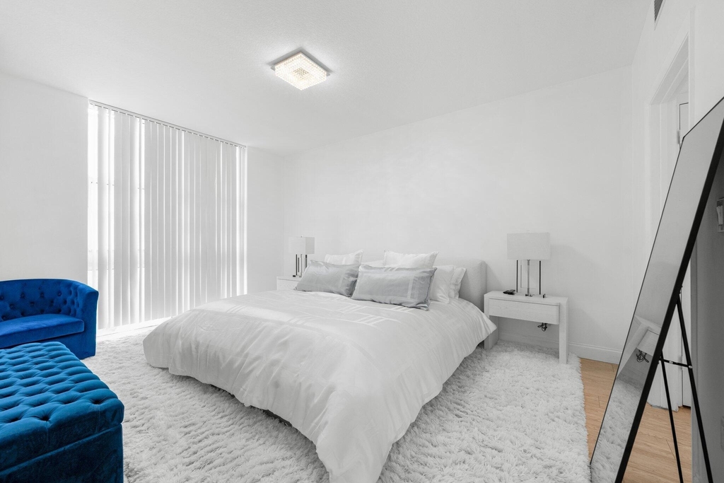 550 Okeechobee Boulevard - Photo 13