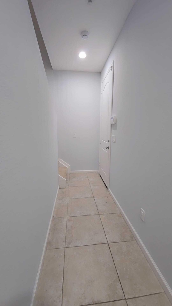 243 Sw 7th Court - Photo 11