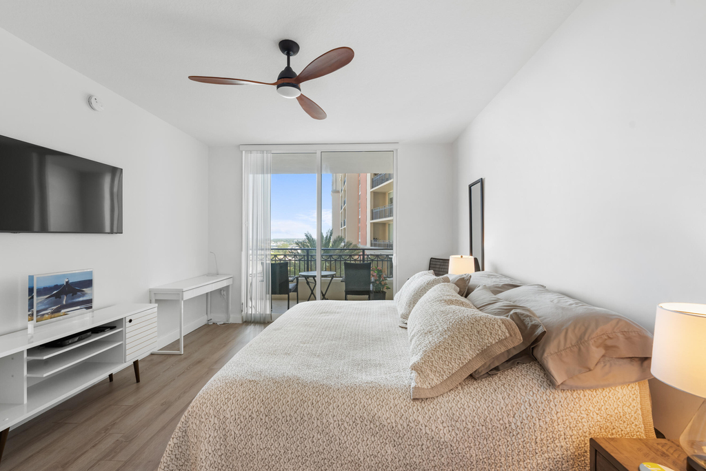 550 Okeechobee Boulevard - Photo 13