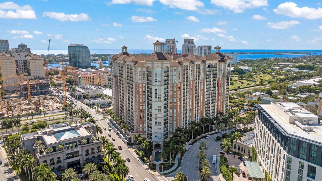 550 Okeechobee Boulevard - Photo 3