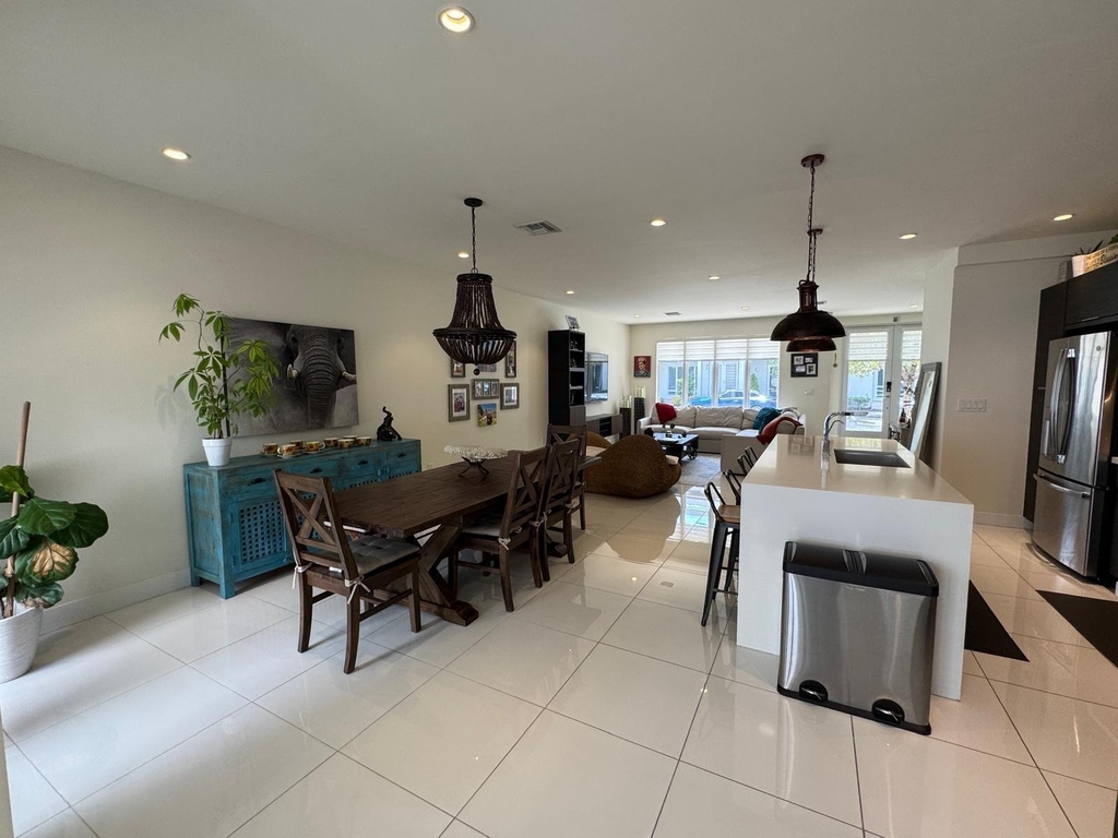 6461 Nw 103rd Passage - Photo 7