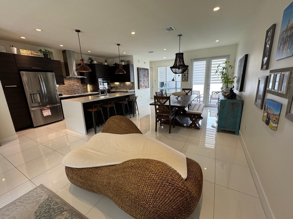 6461 Nw 103rd Passage - Photo 5