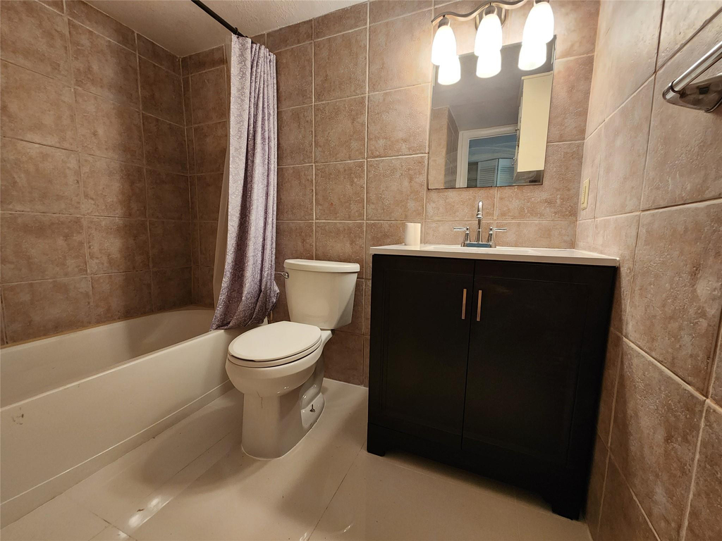 2607 Ne 8th Avenue - Photo 6