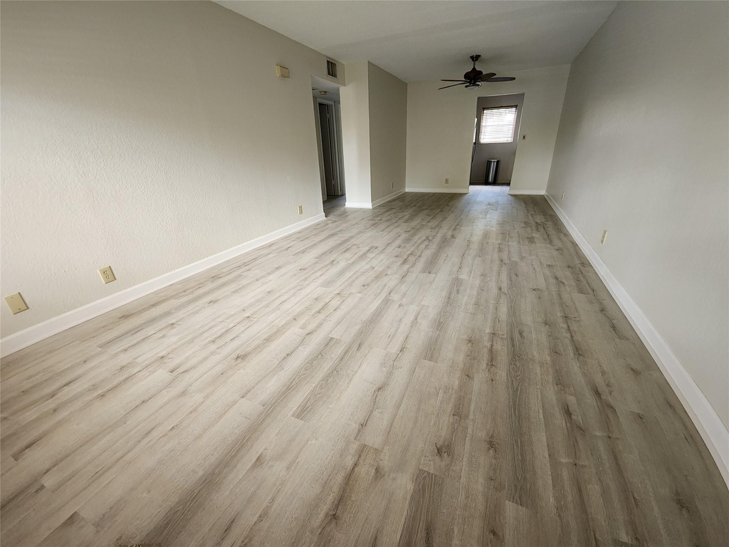 2607 Ne 8th Avenue - Photo 1