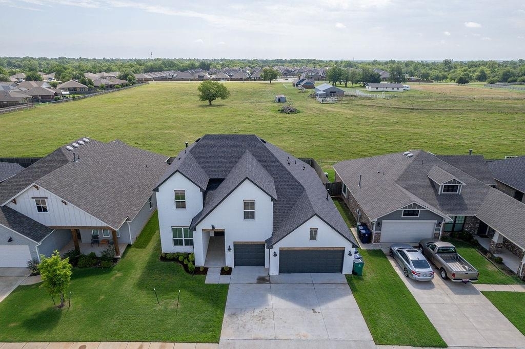 800 Firefork Avenue - Photo 1