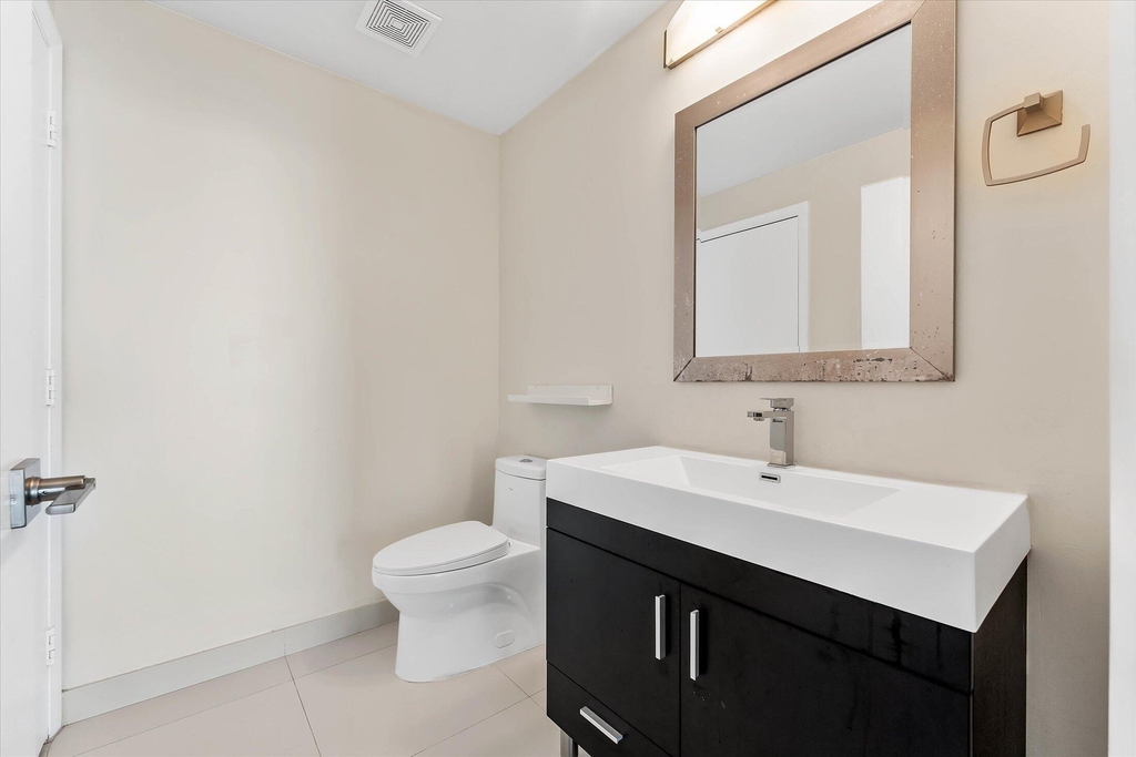 1900 N Bayshore Drive - Photo 20