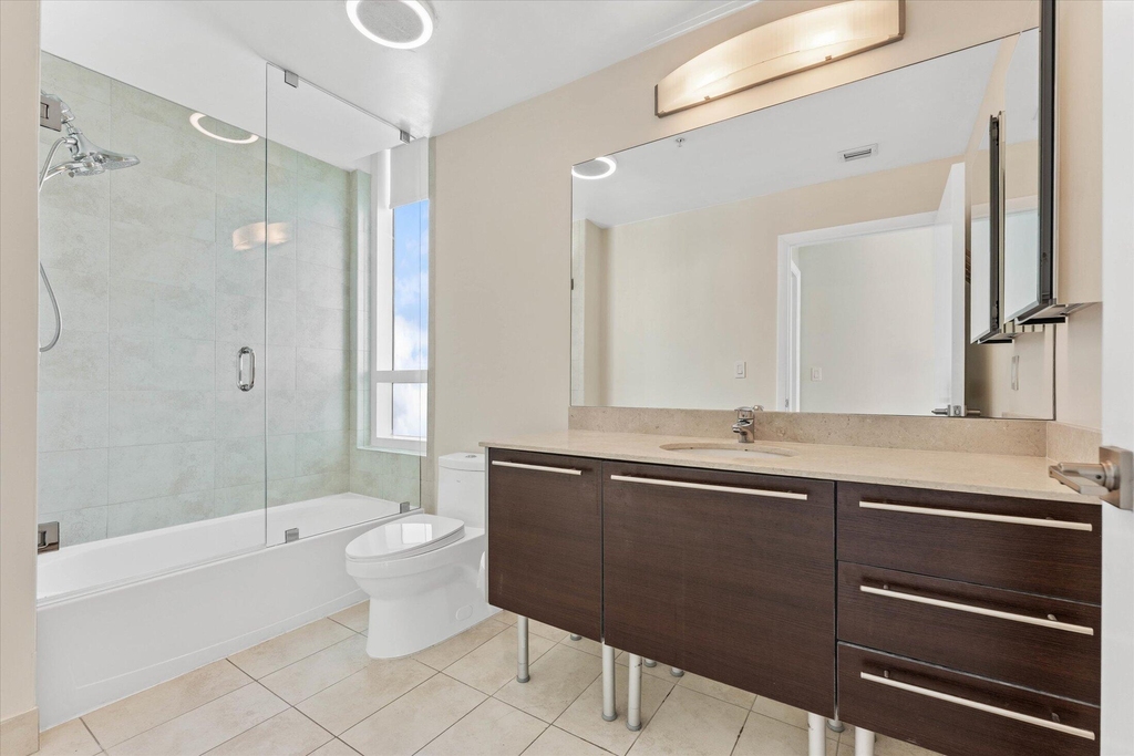 1900 N Bayshore Drive - Photo 10