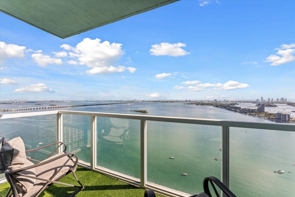 1900 N Bayshore Drive - Photo 6