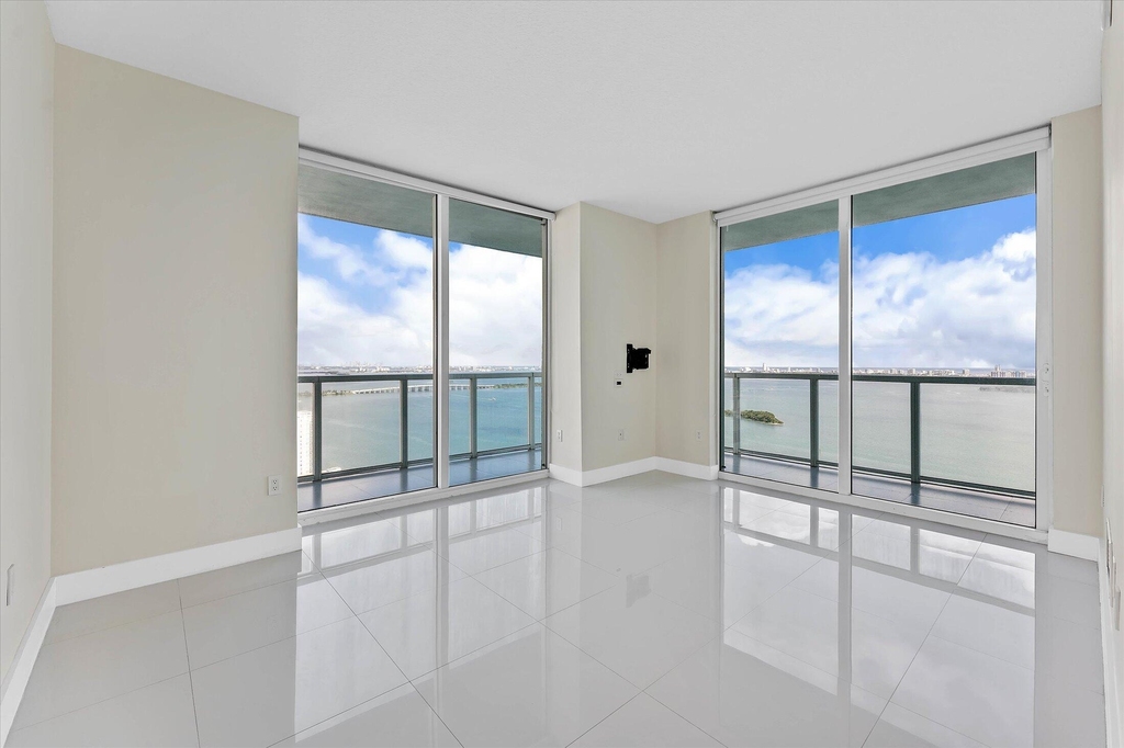 1900 N Bayshore Drive - Photo 7