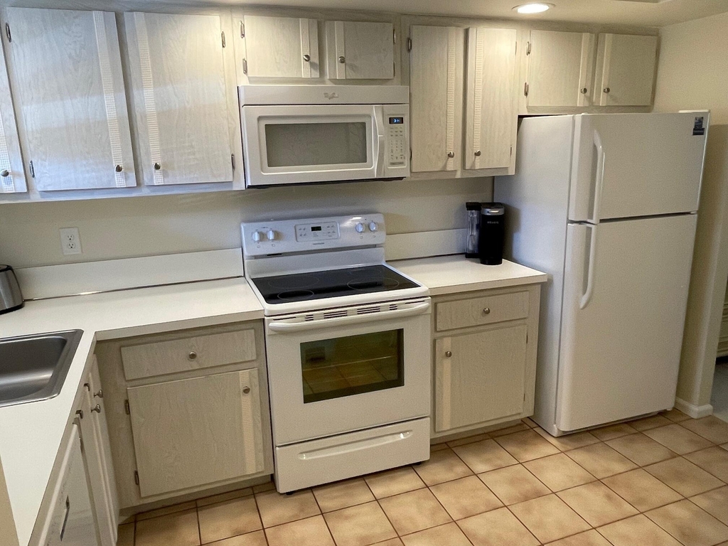 1190 W Sugar Sands Boulevard - Photo 5