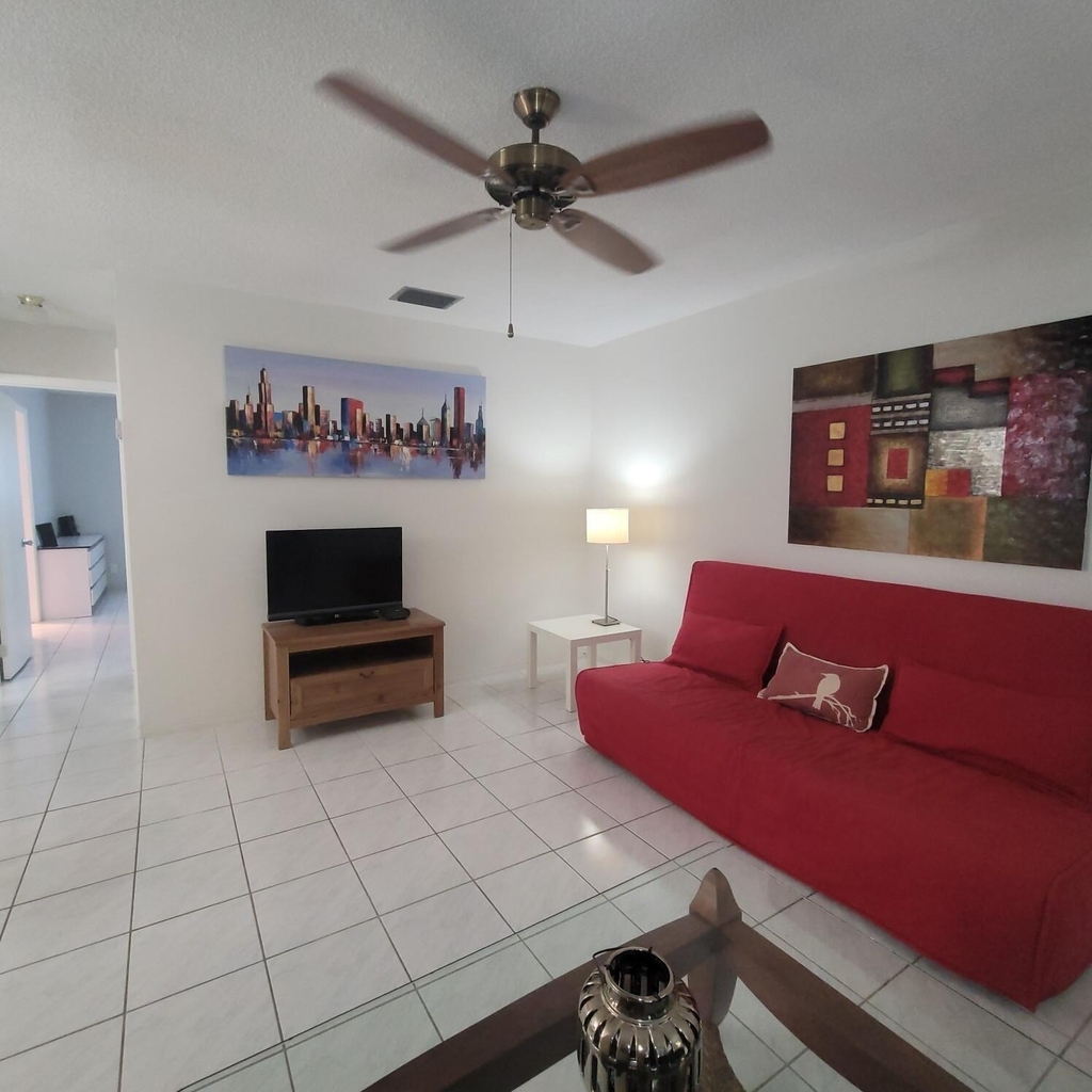 1818 Rodman Street - Photo 17