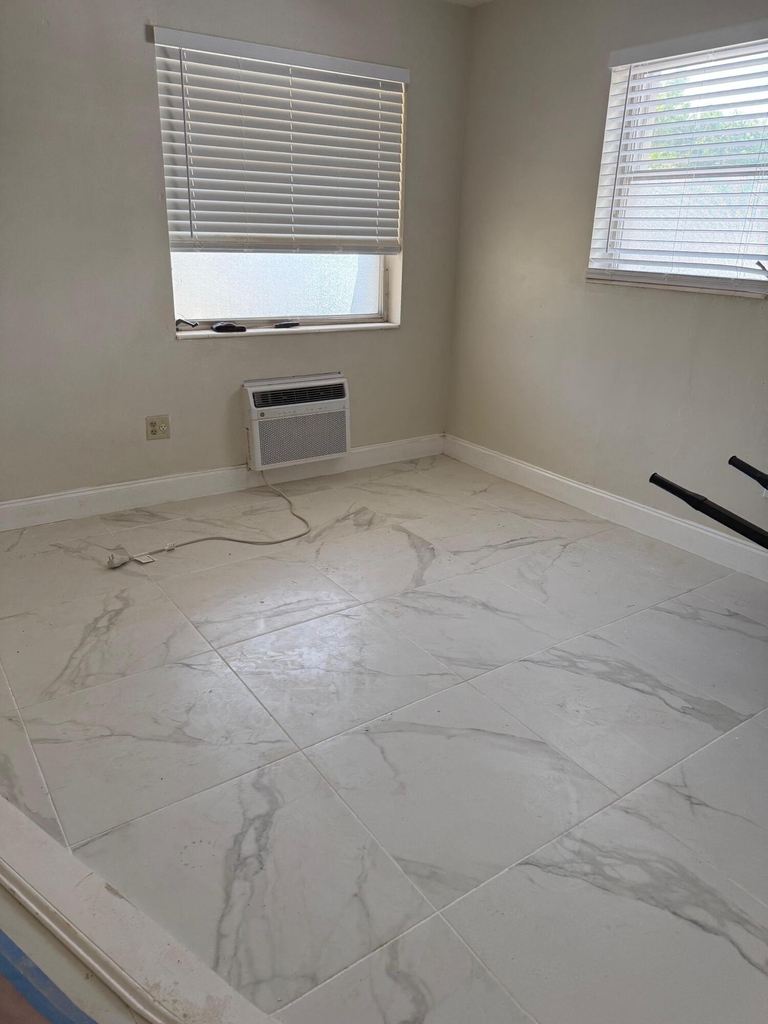 841 Nw 39th Street - Photo 1