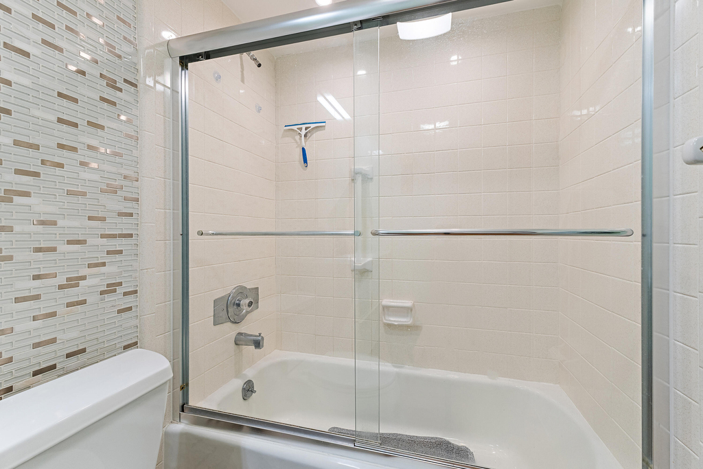 4 Westwood Avenue - Photo 24