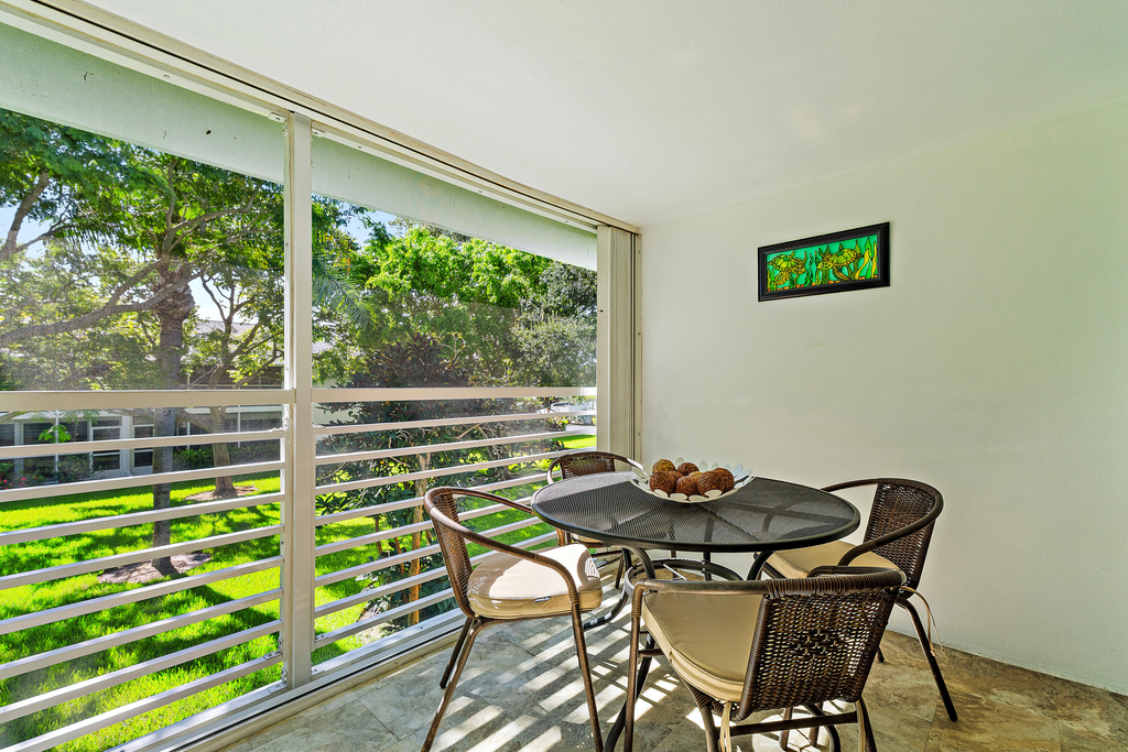 4 Westwood Avenue - Photo 18