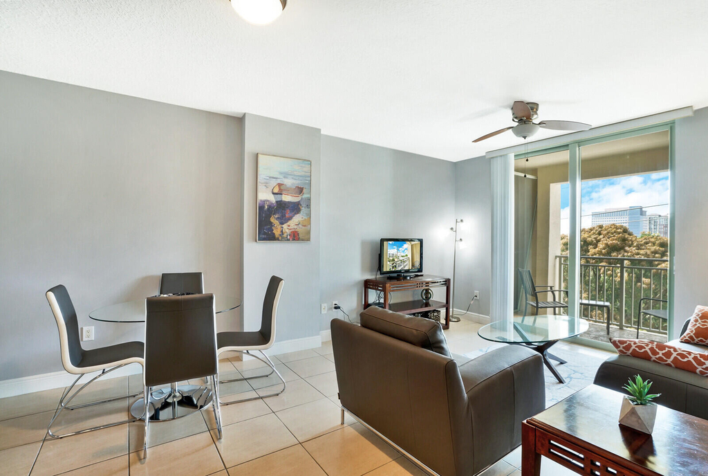 610 Clematis Street - Photo 1