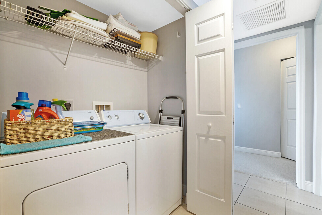 610 Clematis Street - Photo 9