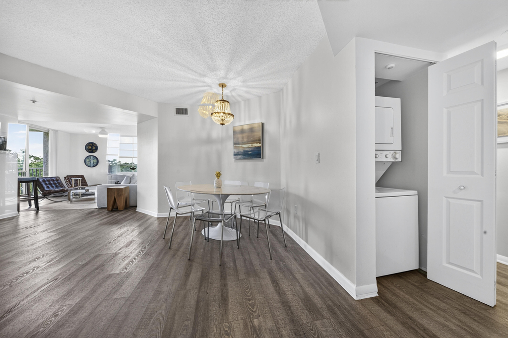 520 Se 5th Ave - Photo 11