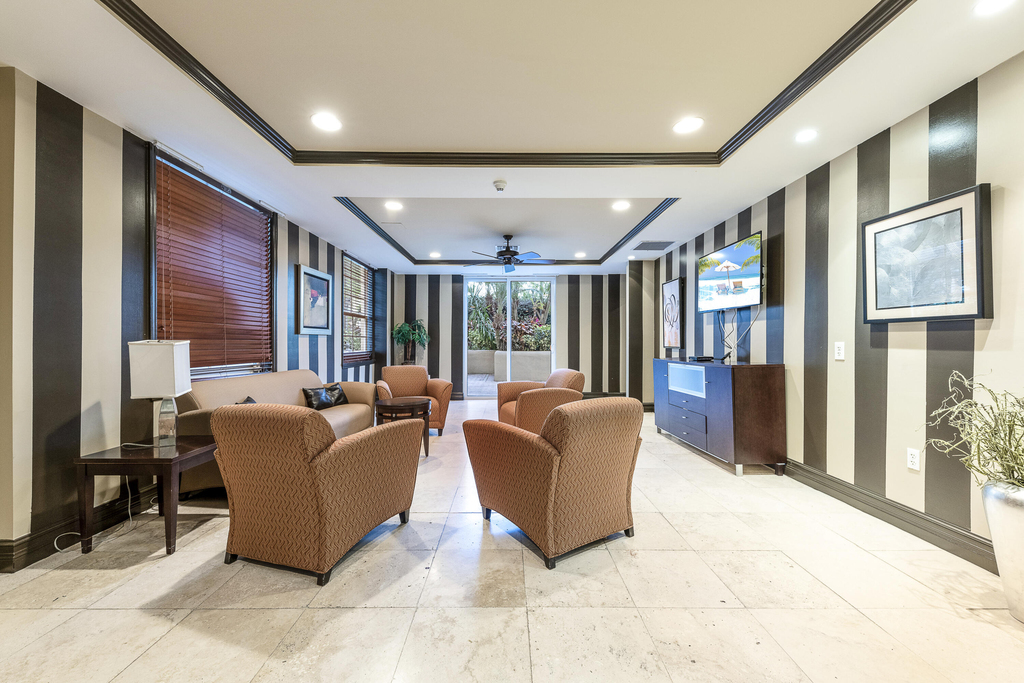 520 Se 5th Ave - Photo 45