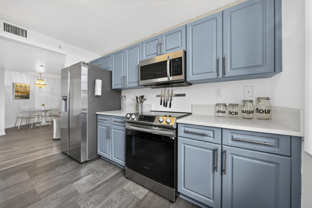 520 Se 5th Ave - Photo 10