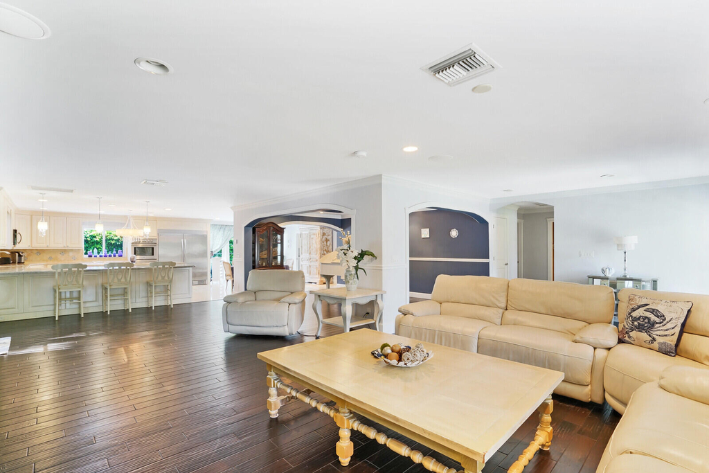17 E Ocean Avenue - Photo 5