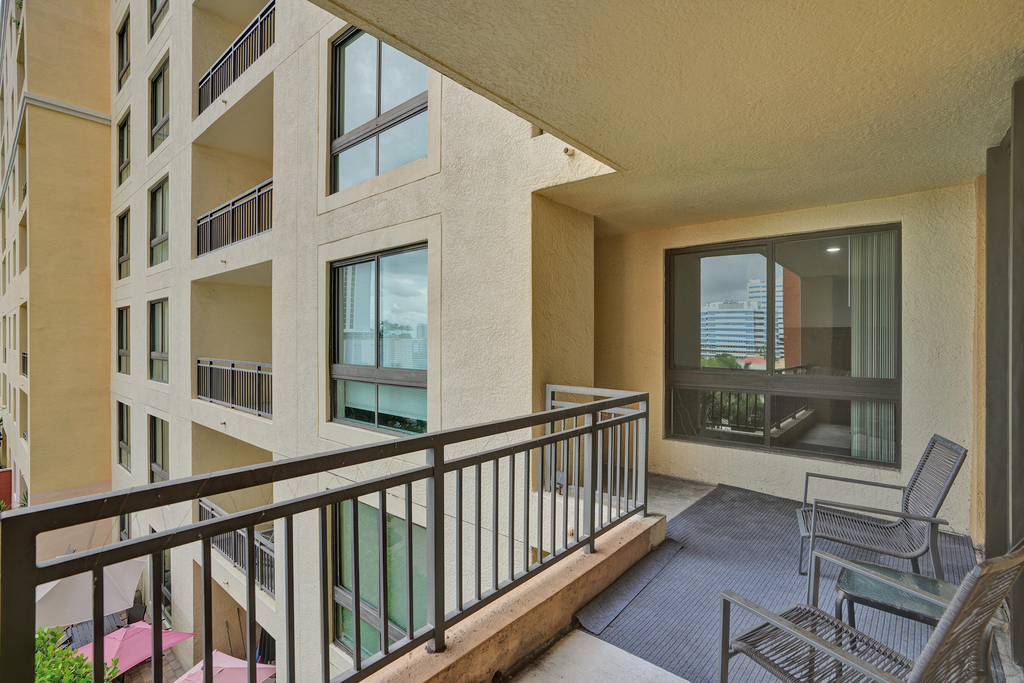 100 N Federal Highway - Photo 35
