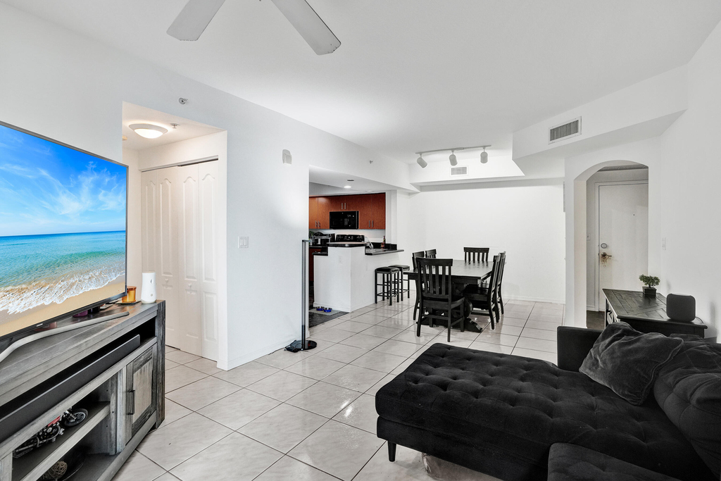 100 N Federal Highway - Photo 25