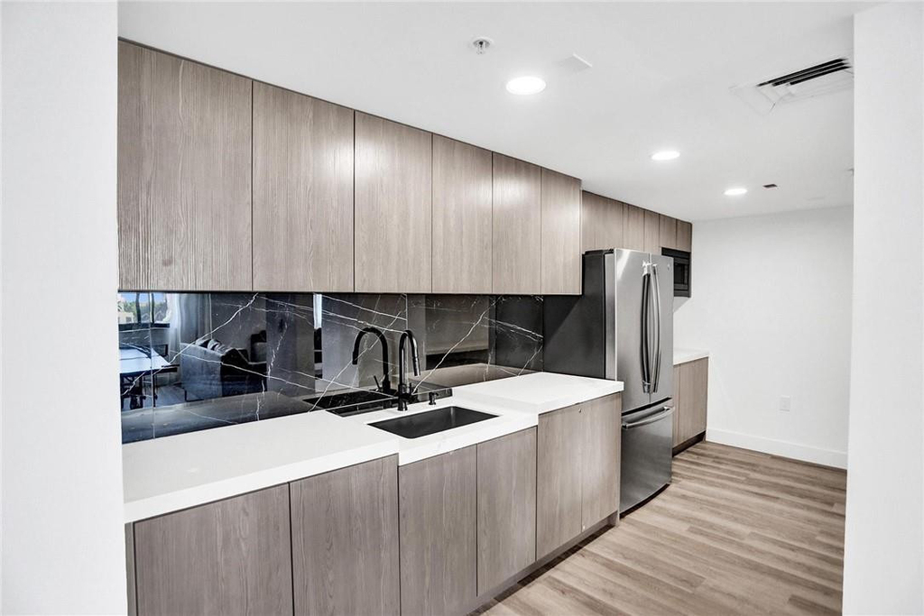 100 N Federal Highway - Photo 7