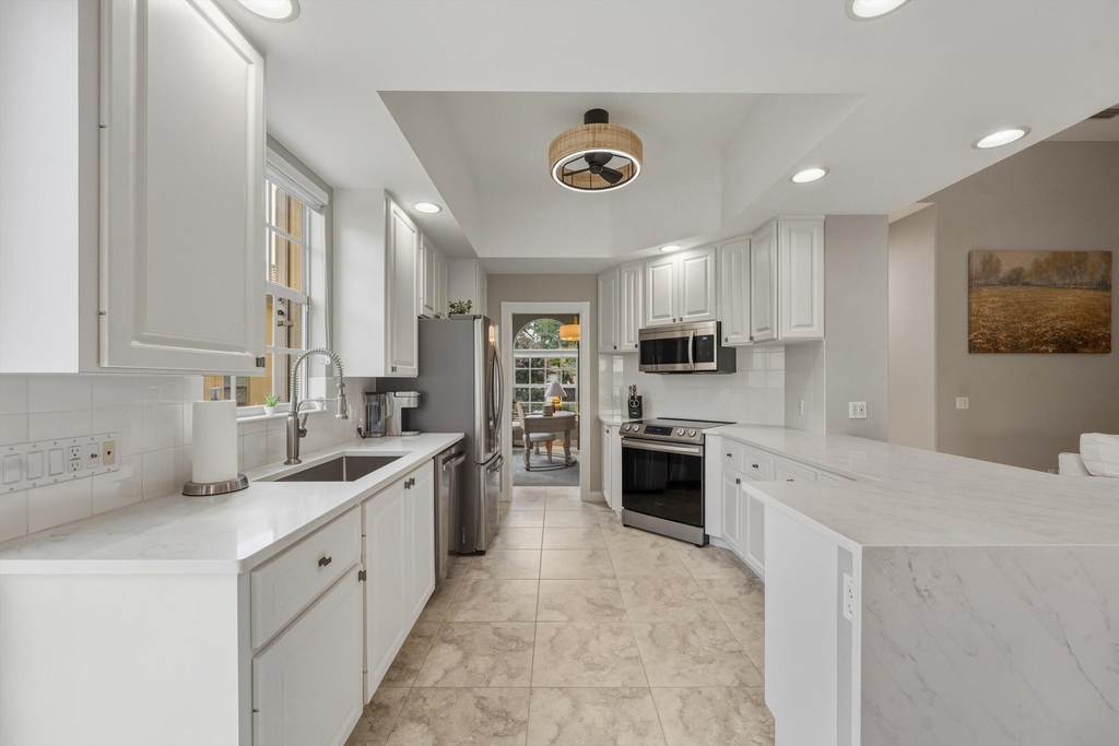 8049 Nevis Place - Photo 9
