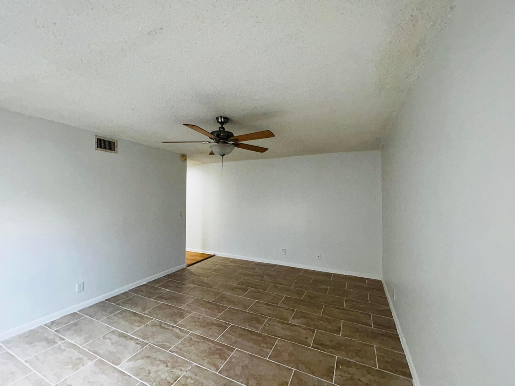 11983 Shakerwood Lane - Photo 41