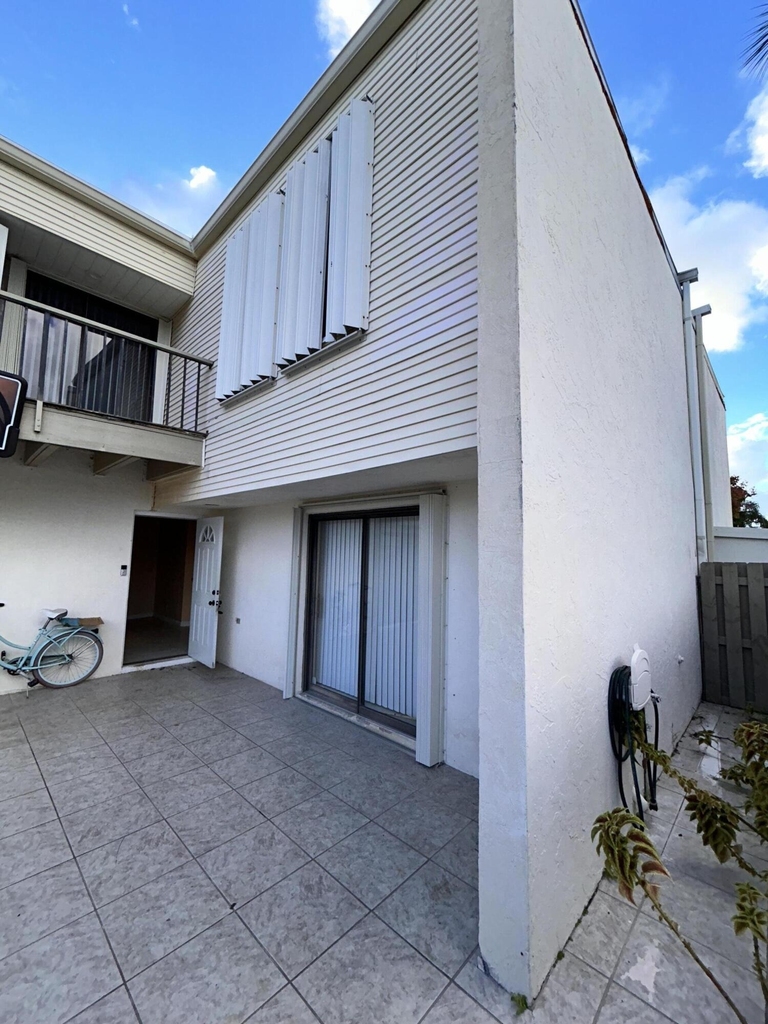 11983 Shakerwood Lane - Photo 4