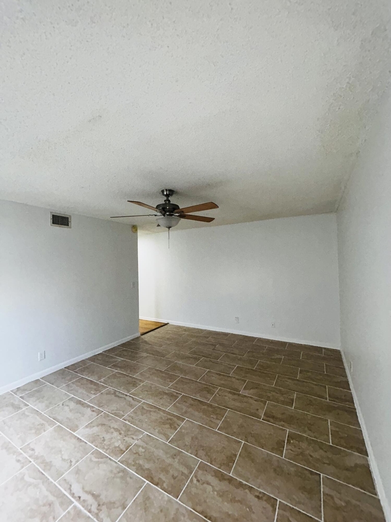 11983 Shakerwood Lane - Photo 42