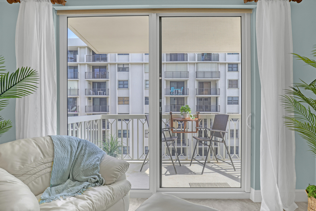 125 S Ocean Avenue - Photo 20