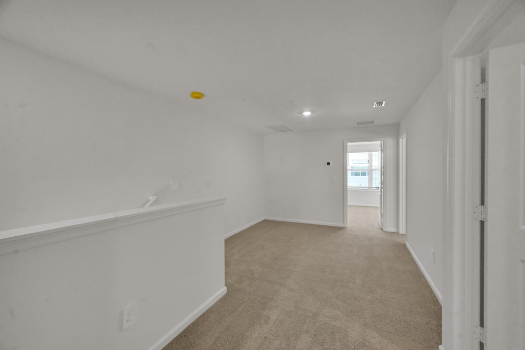 575 Salisbury Circle - Photo 18