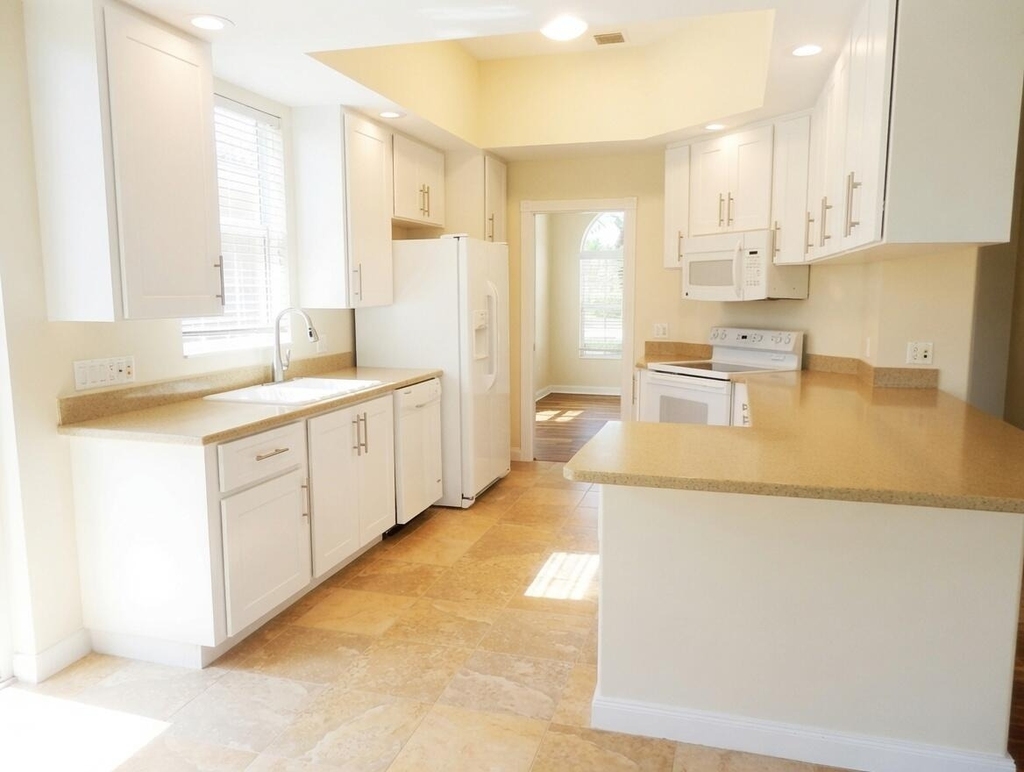 11547 Sw Rockingham Drive - Photo 10
