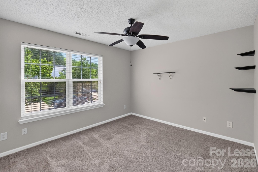 10745 Glenluce Avenue - Photo 19