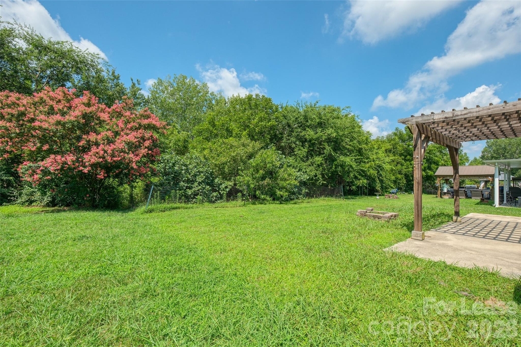 10745 Glenluce Avenue - Photo 27