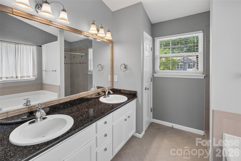 10745 Glenluce Avenue - Photo 17