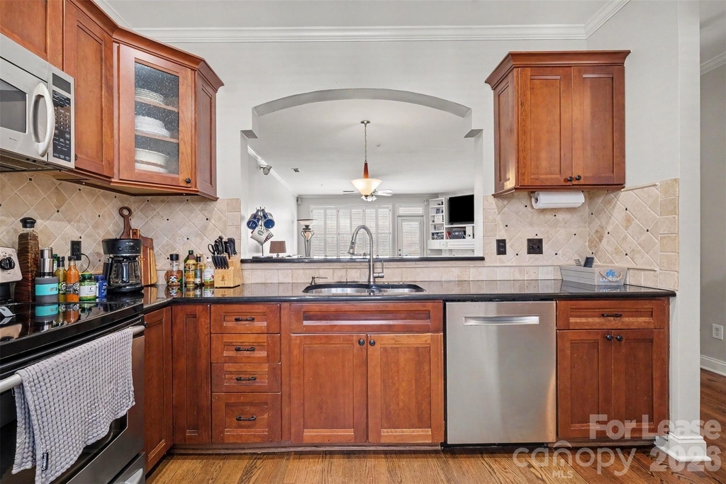 807 Clarkson Mill Court - Photo 2